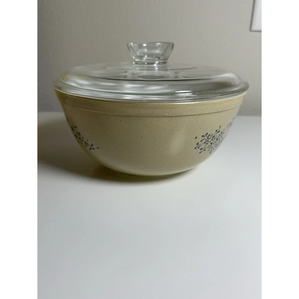 Pyrex‎ Vintage Casserole Dish Homestead Pattern, Beige Blue, Speckled, 1.5 Qt